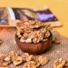 Load image into Gallery viewer, walnut kernals organic natural dryfruits
